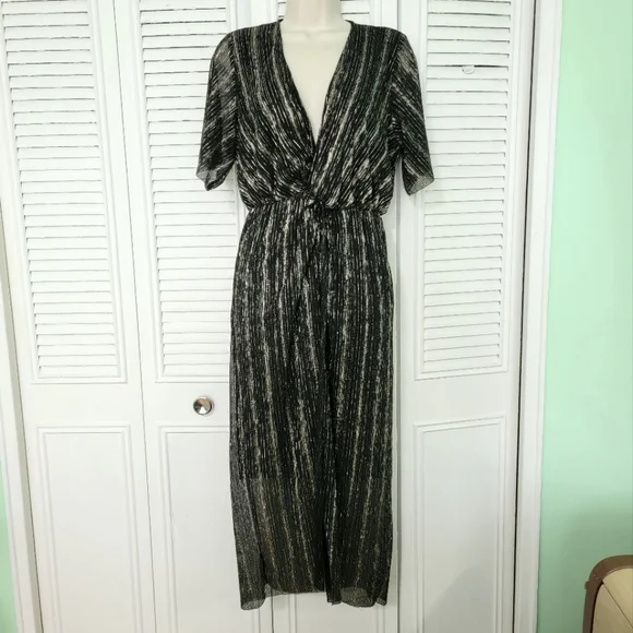 all in favor black dress All In Favor Beaded Bow Detail Velvet Minidress In Black - 40% Off